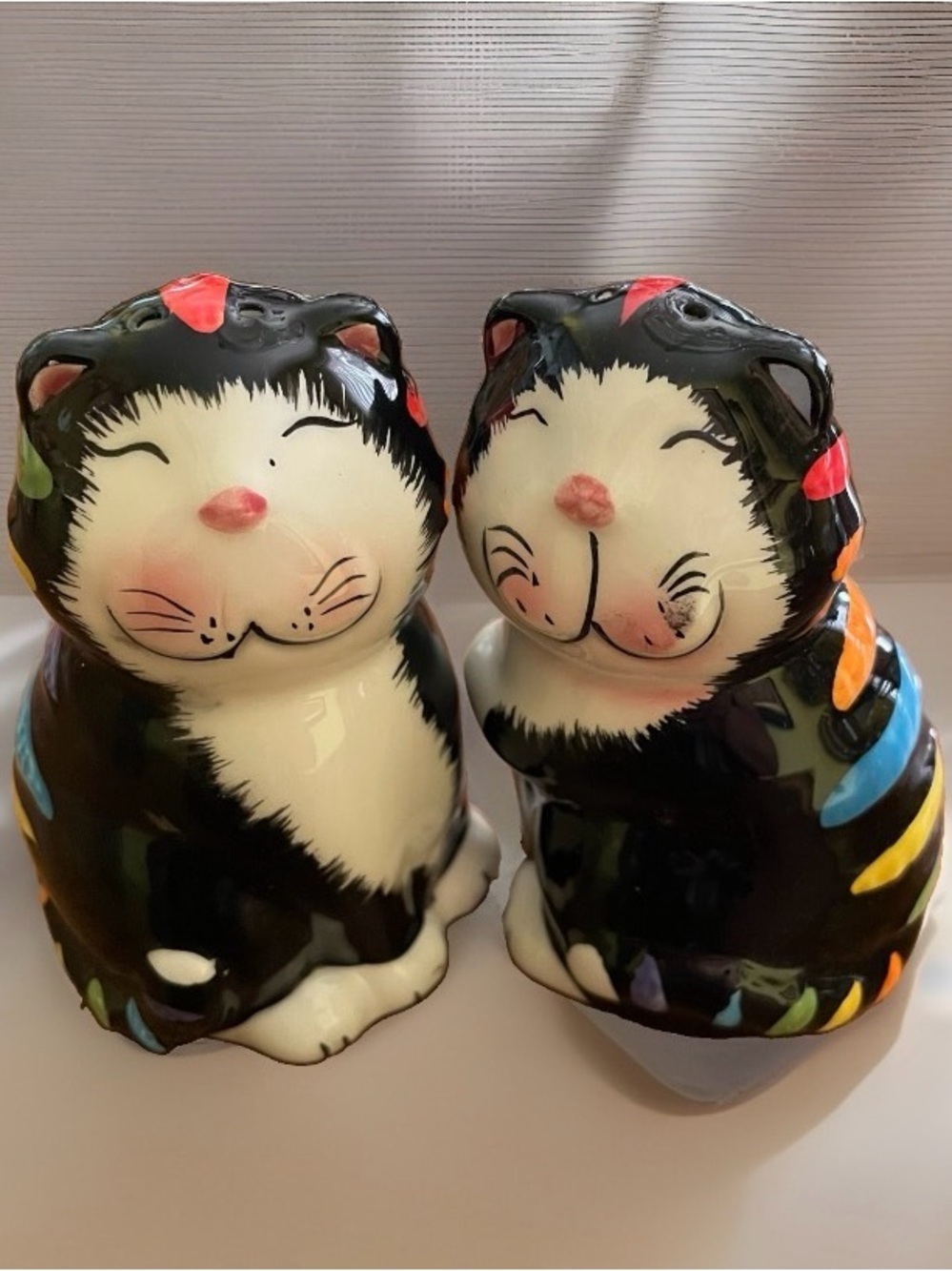 VTG CKRO Ceramic Cat Salt & Pepper Shakers Set